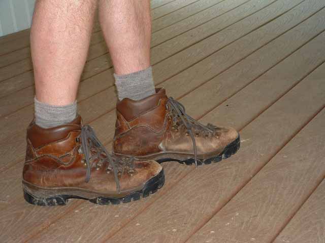 Ventums in hiking boots